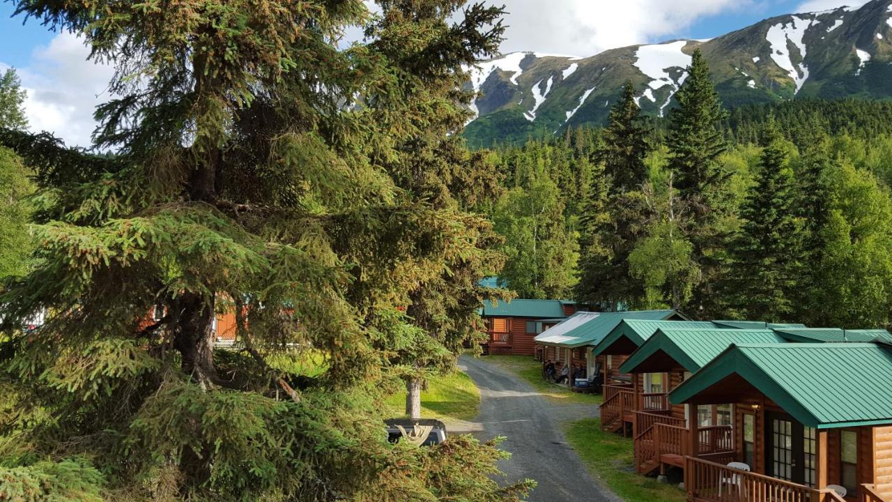 Gwin'S Lodge & Roadhouse Cooper Landing Exteriör bild