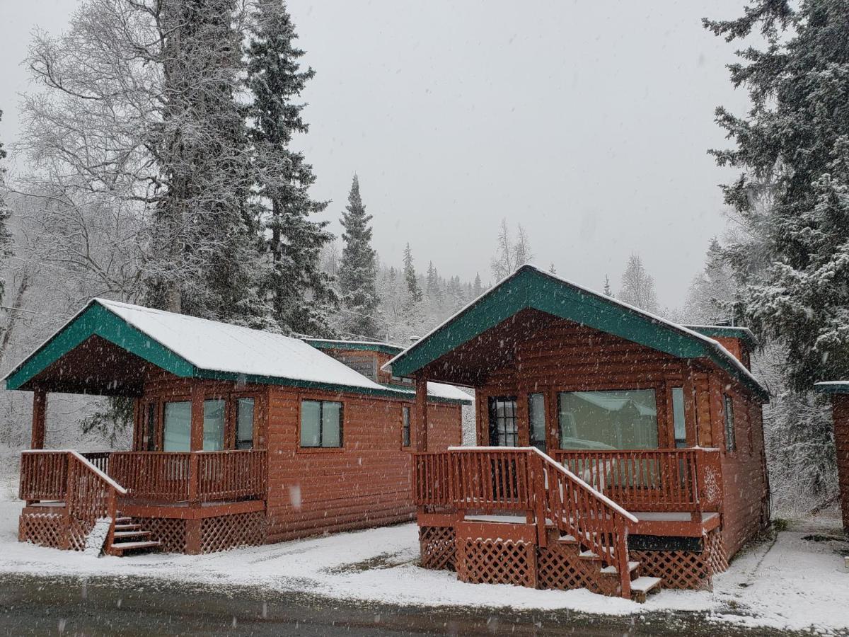 Gwin'S Lodge & Roadhouse Cooper Landing Exteriör bild