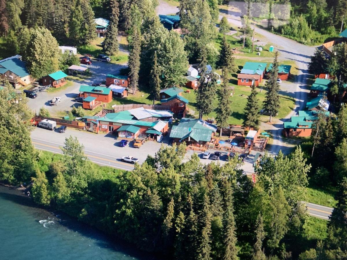 Gwin'S Lodge & Roadhouse Cooper Landing Exteriör bild