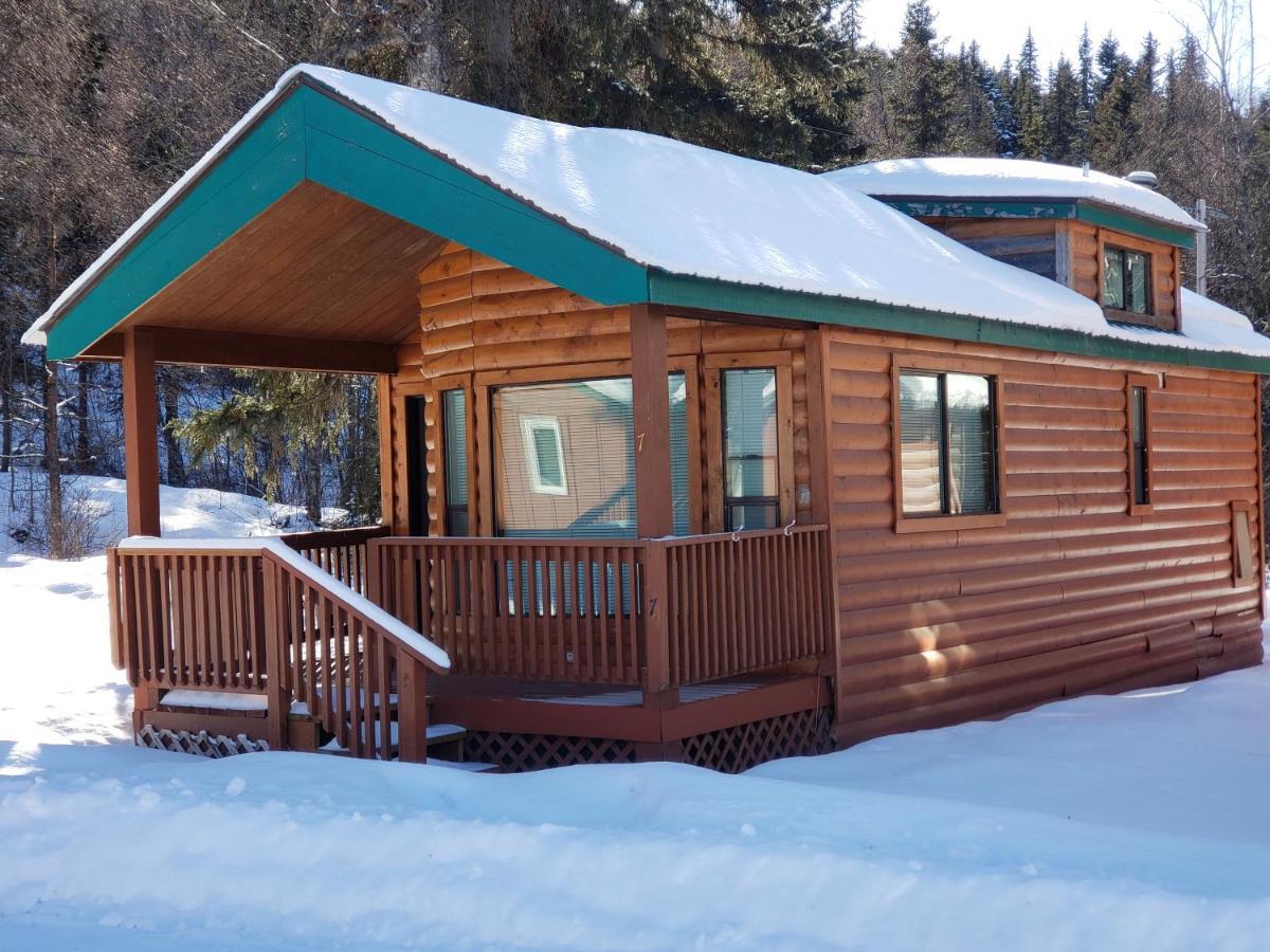 Gwin'S Lodge & Roadhouse Cooper Landing Exteriör bild